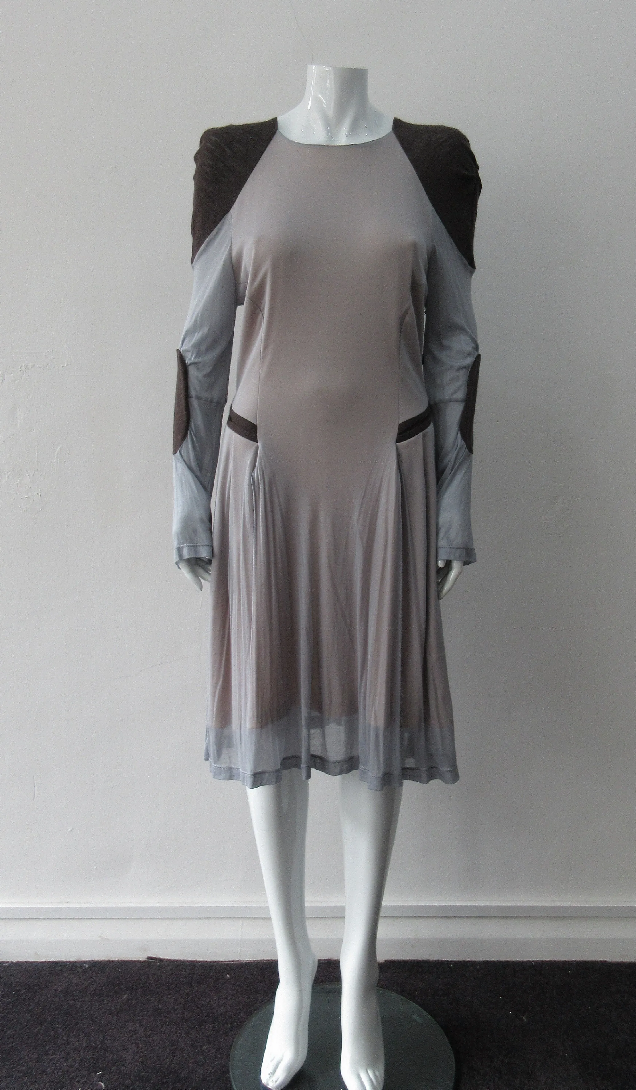 100129 -Hip Zip Dress