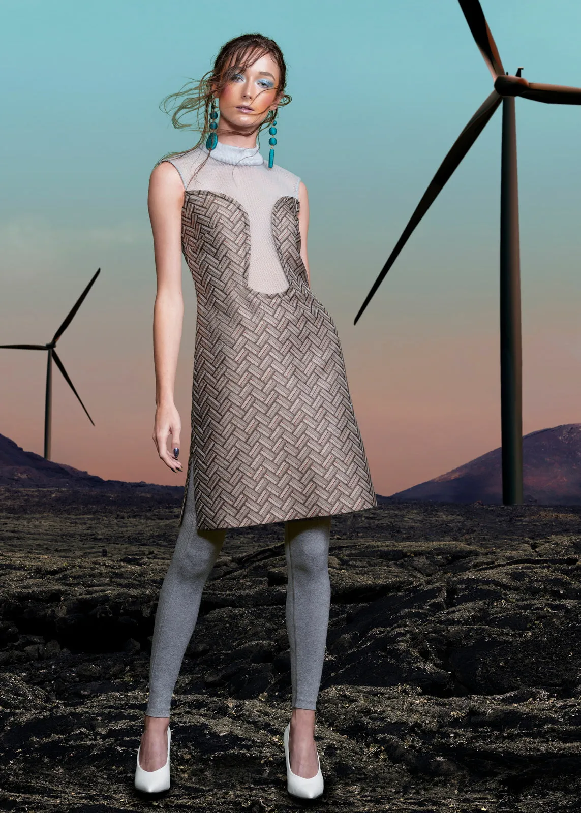 190101 -Deep Dip Dress