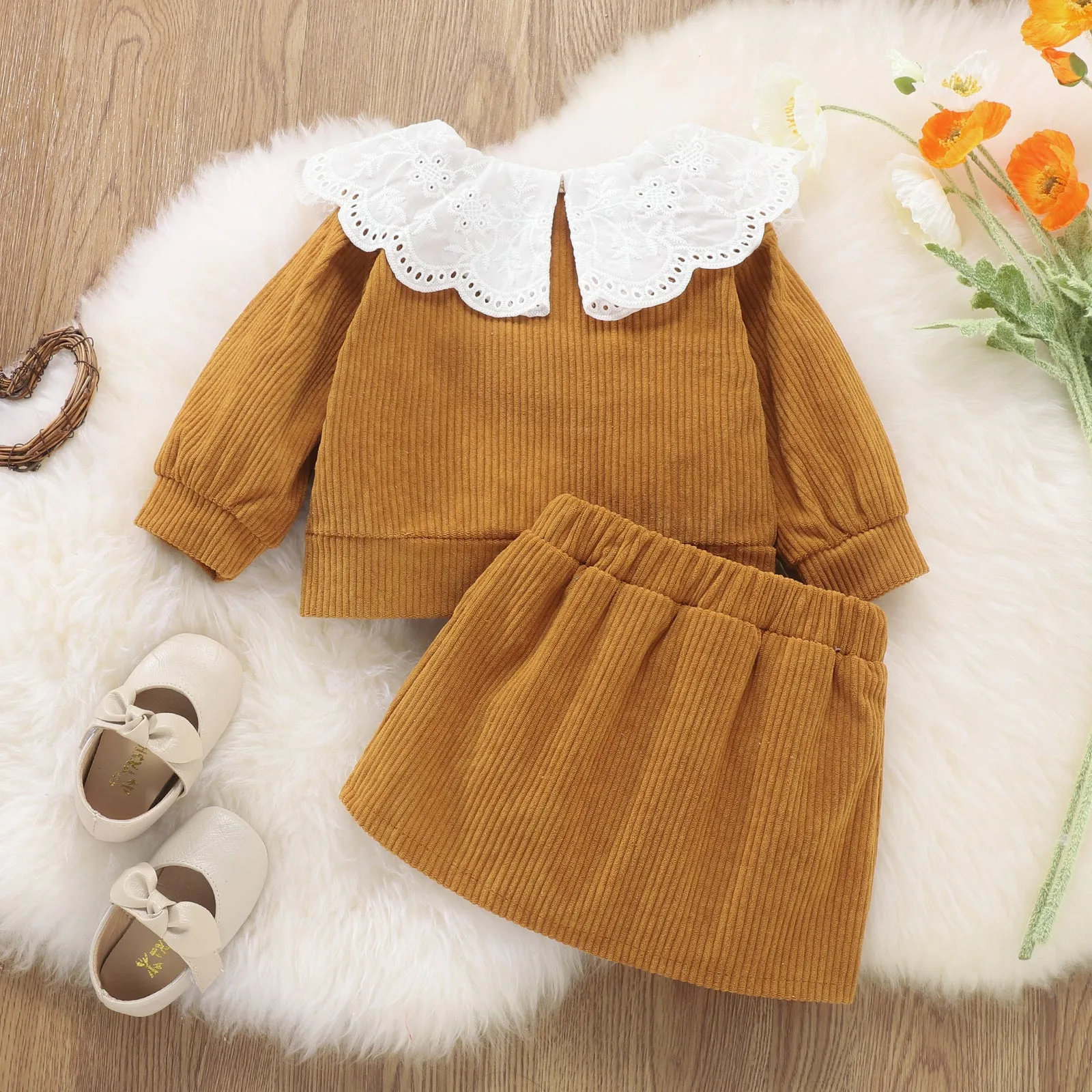 2pcs Solid Doll Collar Corduroy Long-sleeve Baby Set