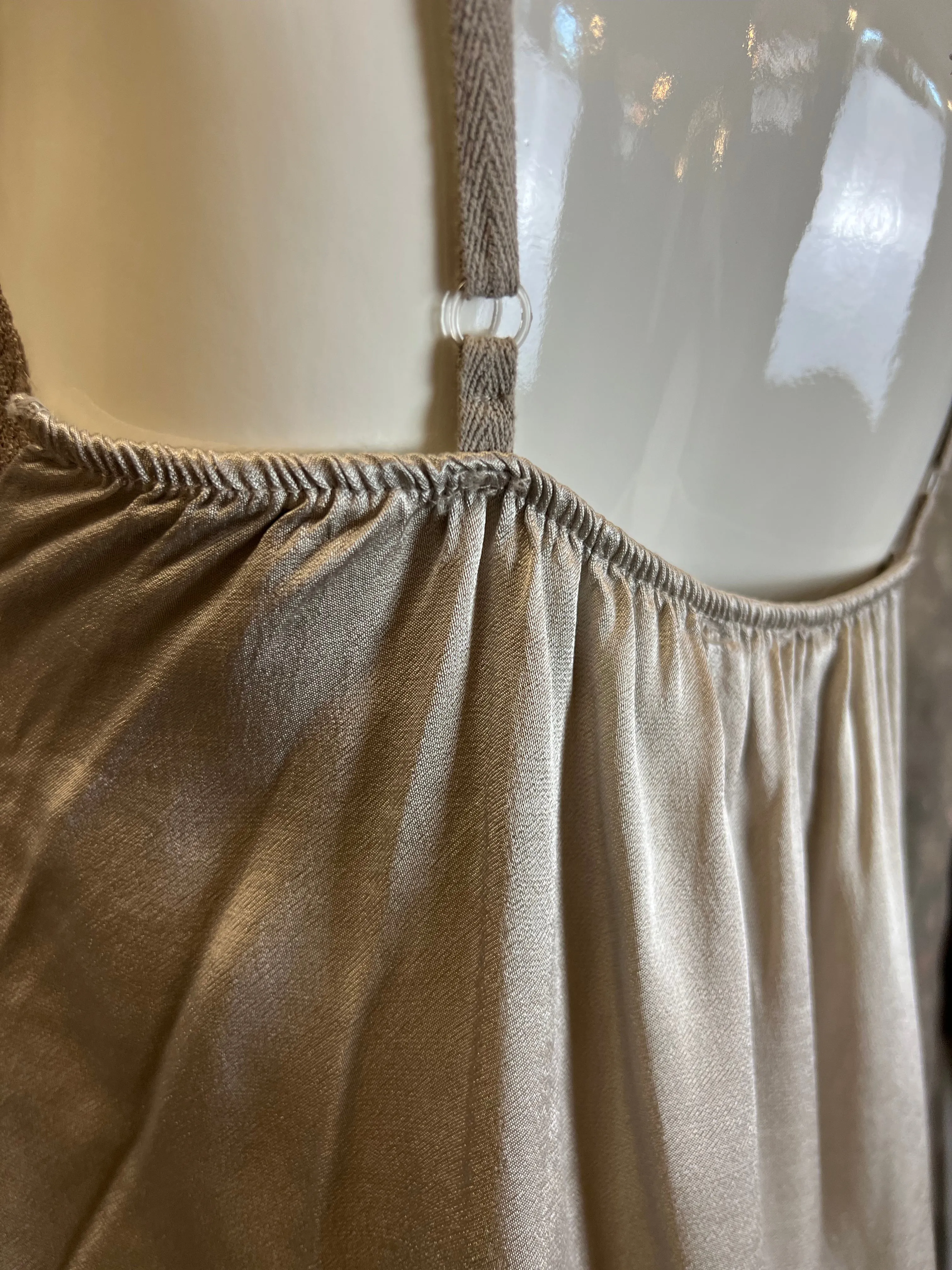 811173CY Satin Luna Tank w/Lace-Taupe