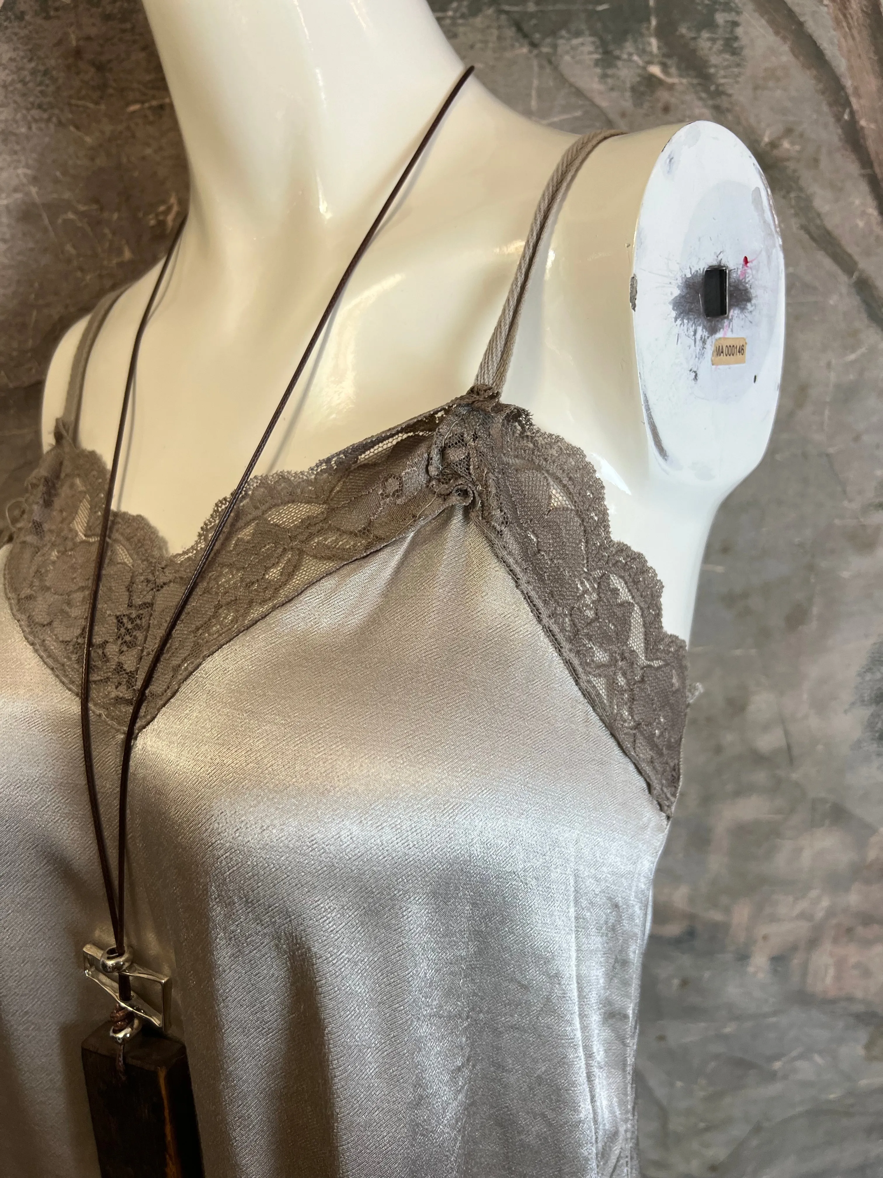 811173CY Satin Luna Tank w/Lace-Taupe