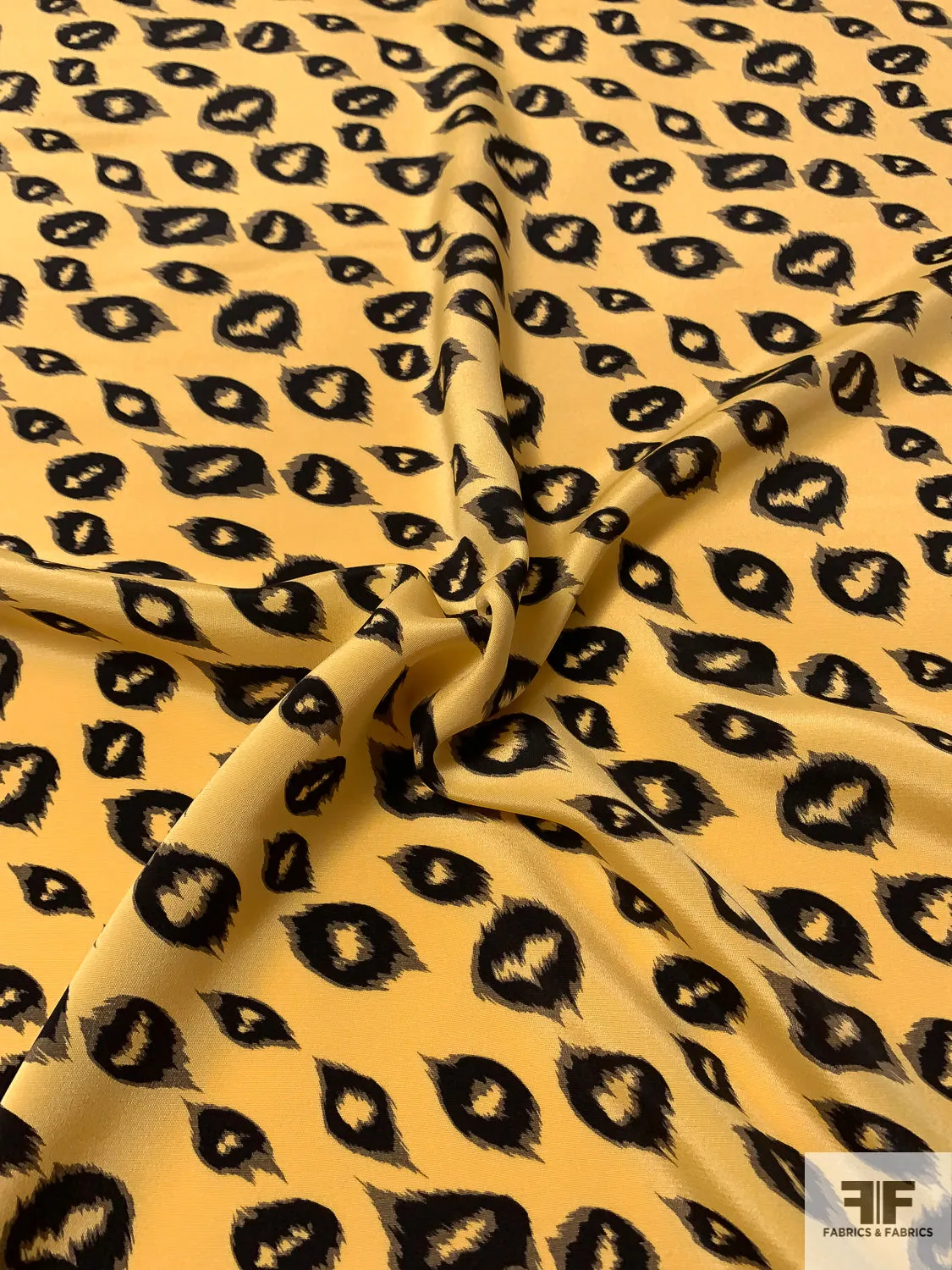 Animal Pattern Printed Silk Crepe - Summer Daffodil Yellow / Black / Taupe