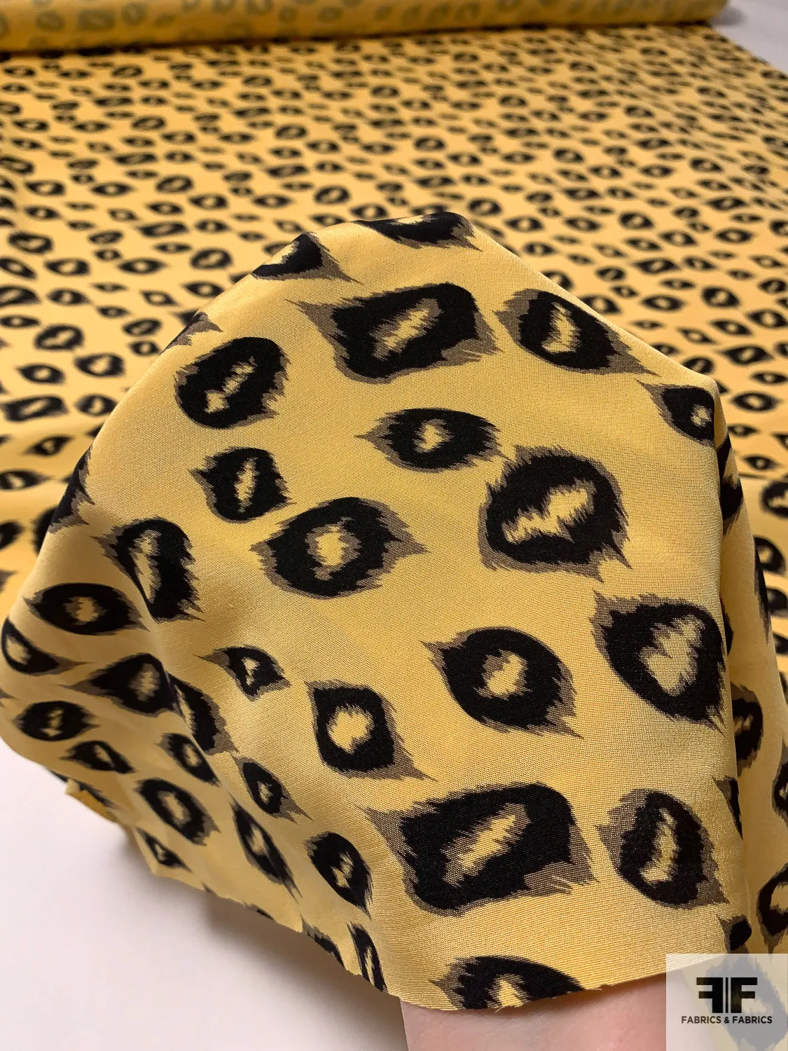 Animal Pattern Printed Silk Crepe - Summer Daffodil Yellow / Black / Taupe