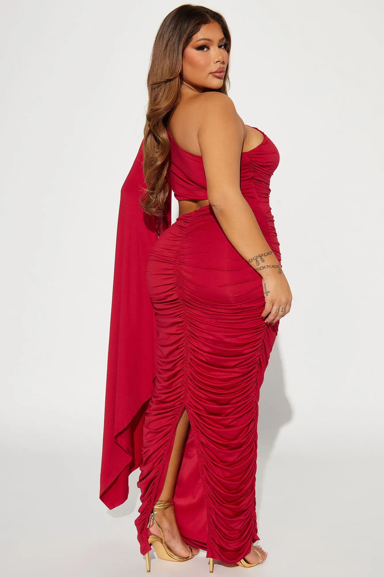 Aria Ruched Maxi Dress - Wine