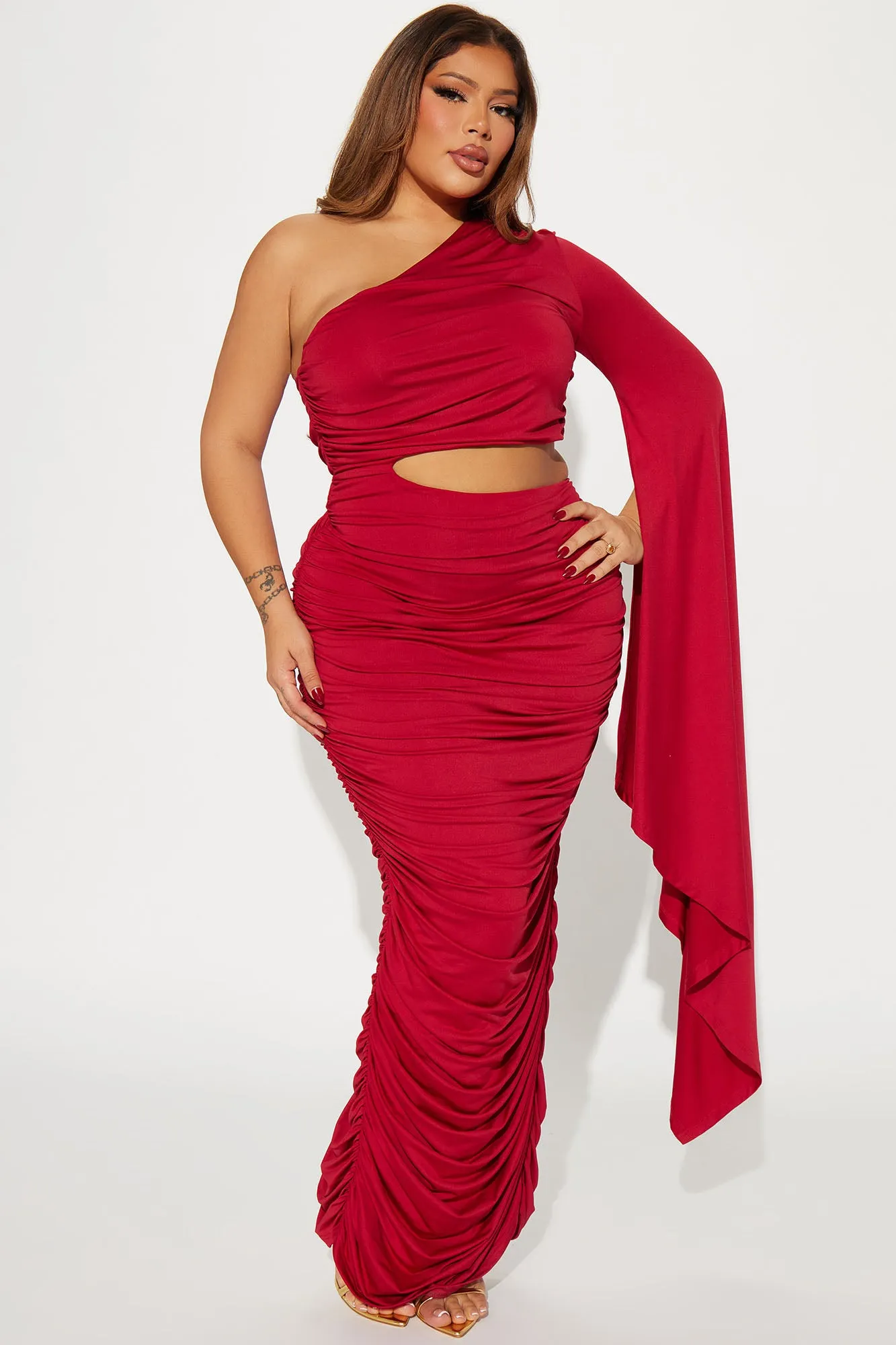 Aria Ruched Maxi Dress - Wine
