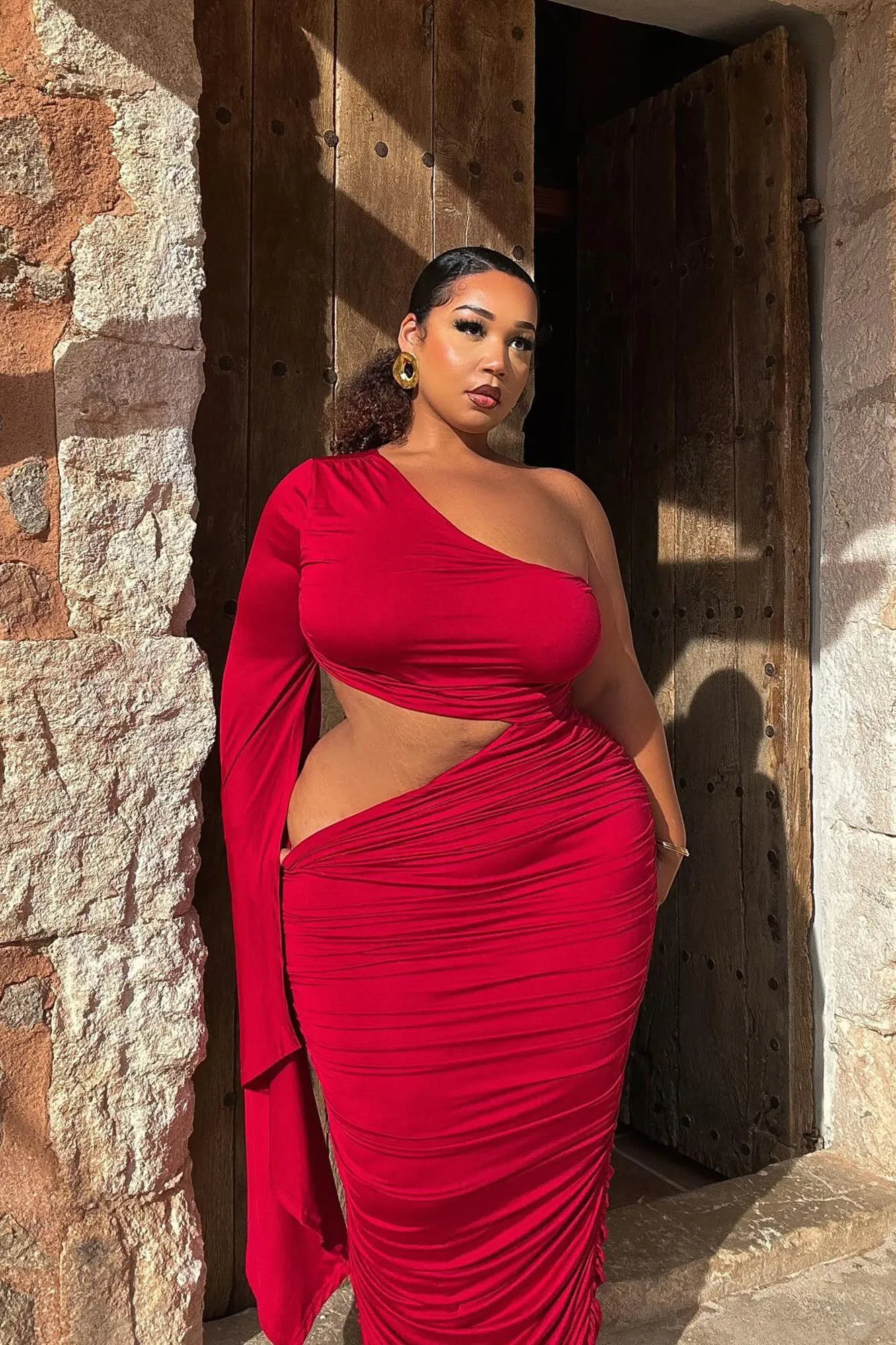 Aria Ruched Maxi Dress - Wine