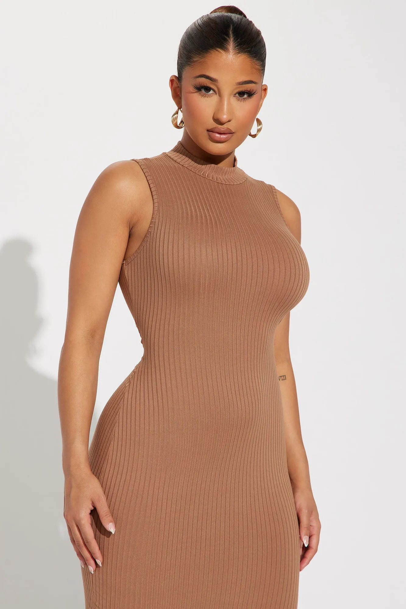 Ariella Ribbed Maxi Dress - Taupe