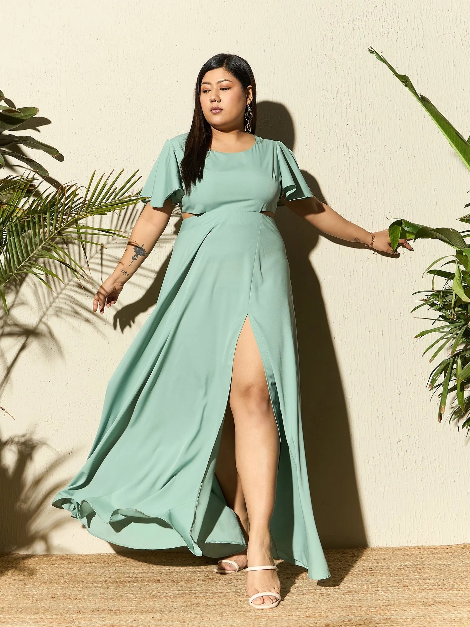 Berrylush Curve Women Solid Green Round Neck Short Sleeves Waist Cutout Thigh-High Slit Flared Maxi Dress