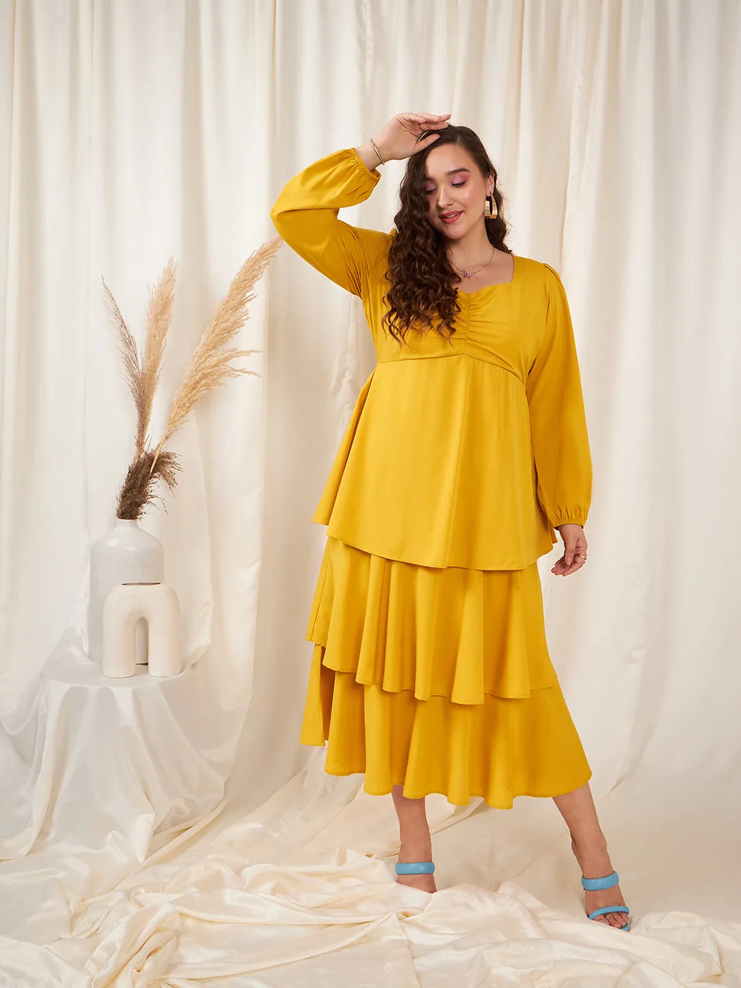 Berrylush Women Plus Size Solid Yellow Sweetheart Neck Puff Sleeve Zipper-Up Layered Maxi Dress