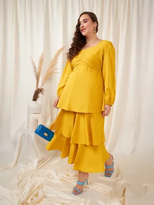Berrylush Women Plus Size Solid Yellow Sweetheart Neck Puff Sleeve Zipper-Up Layered Maxi Dress