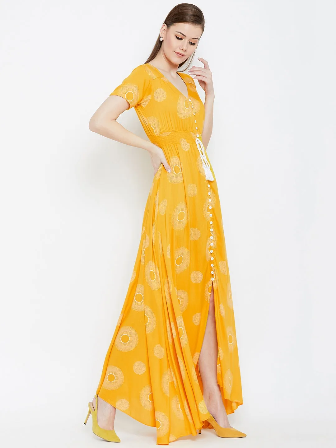 Berrylush Women Yellow & White Geometric Printed V-Neck Crepe Smocked Maxi Dress