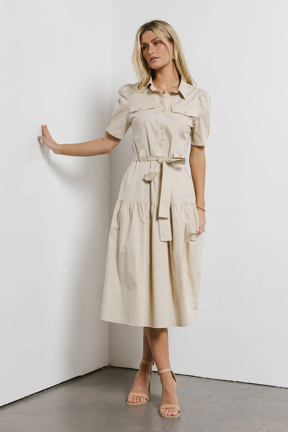 Britta Poplin Dress in Taupe