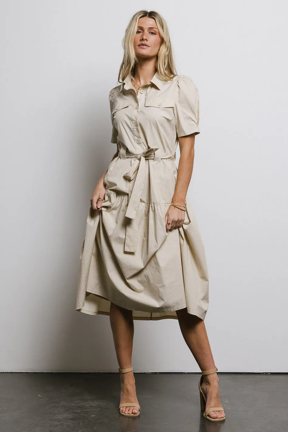Britta Poplin Dress in Taupe