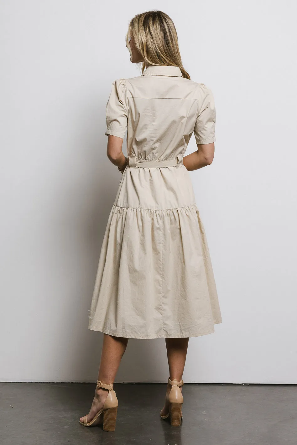 Britta Poplin Dress in Taupe