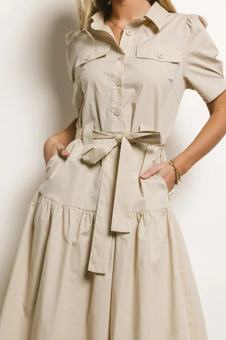 Britta Poplin Dress in Taupe