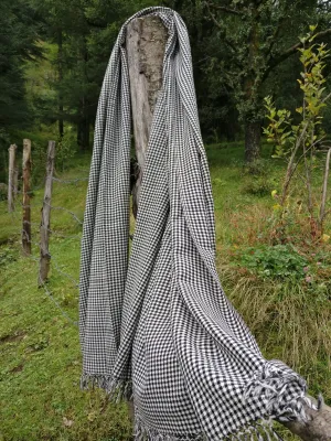 Chequered travel blanket