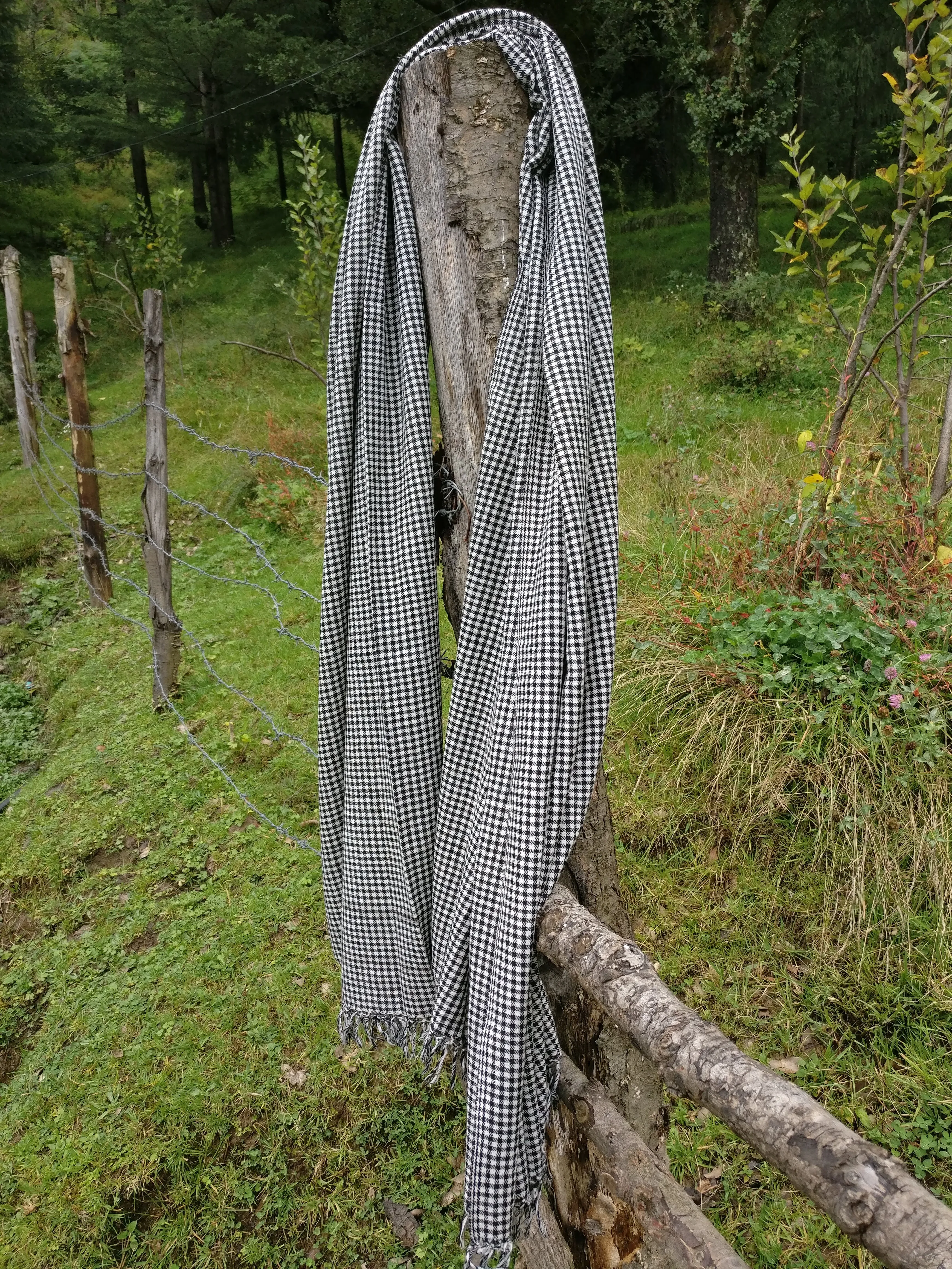 Chequered travel blanket