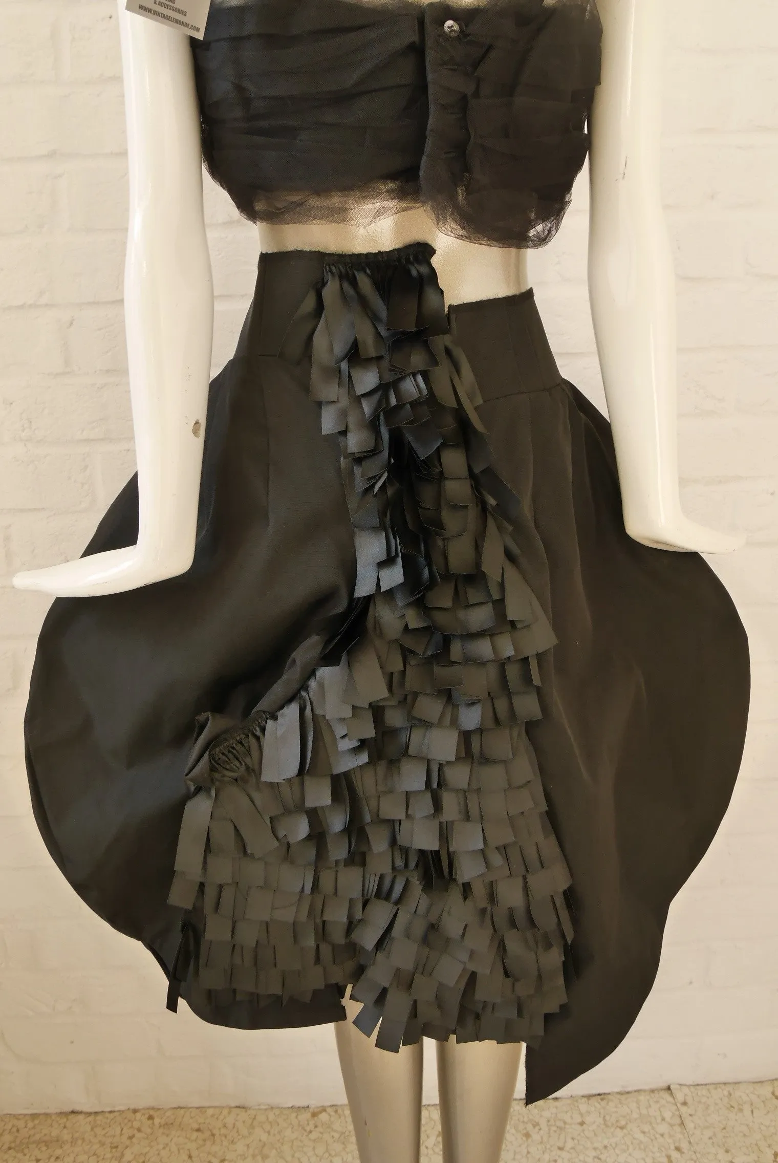 Comme des Garçons avant-garde balloon skirt ad 2008 Rei Kwakubo