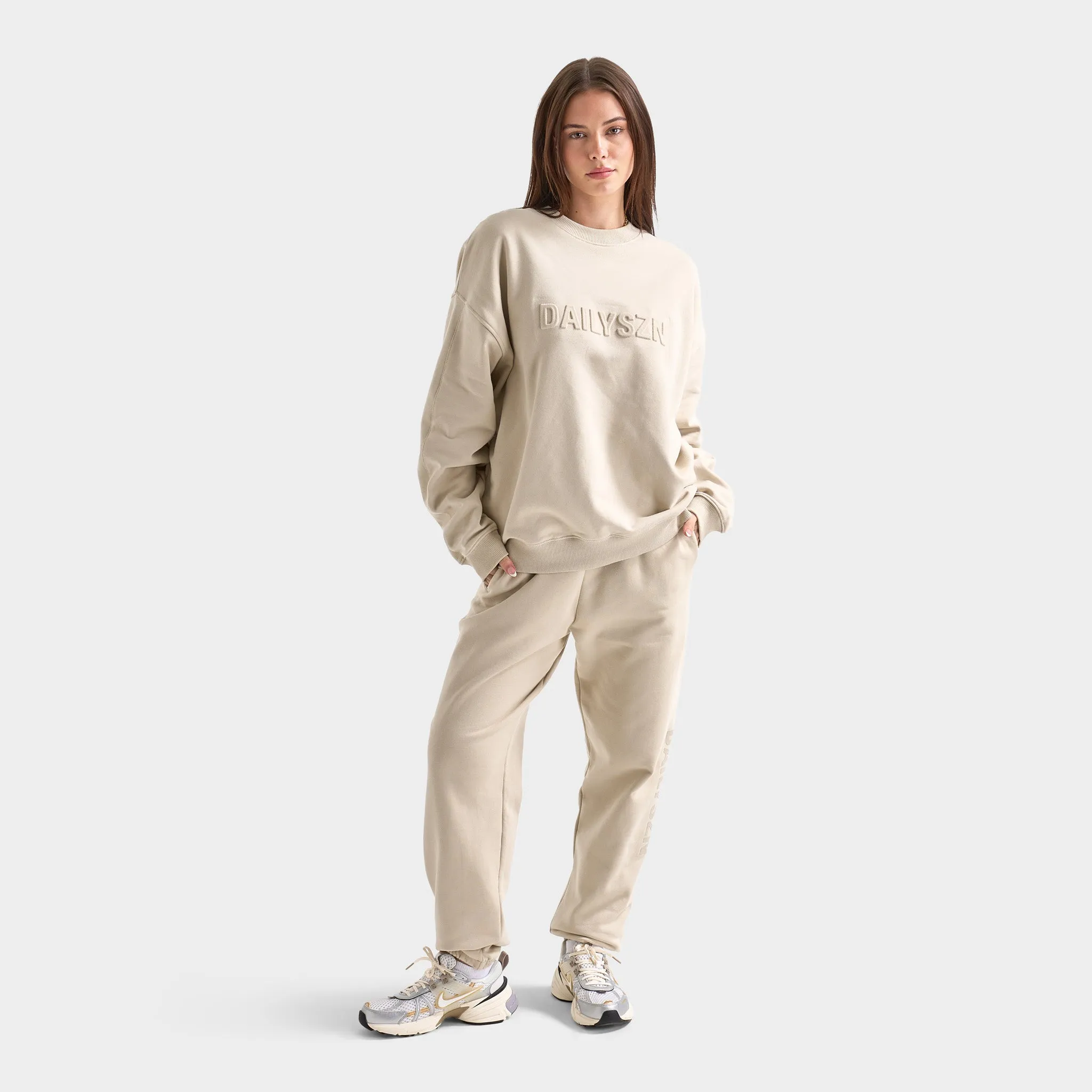 DAILYSZN WOMENS' SWEATPANTS / COBBLESTONE