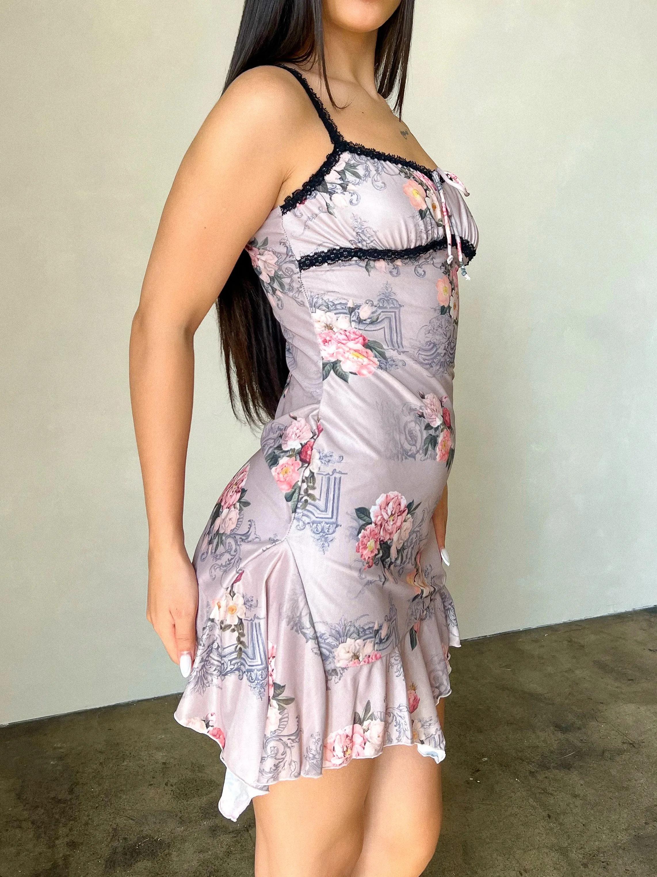 Dayna Flower Dress (Taupe)