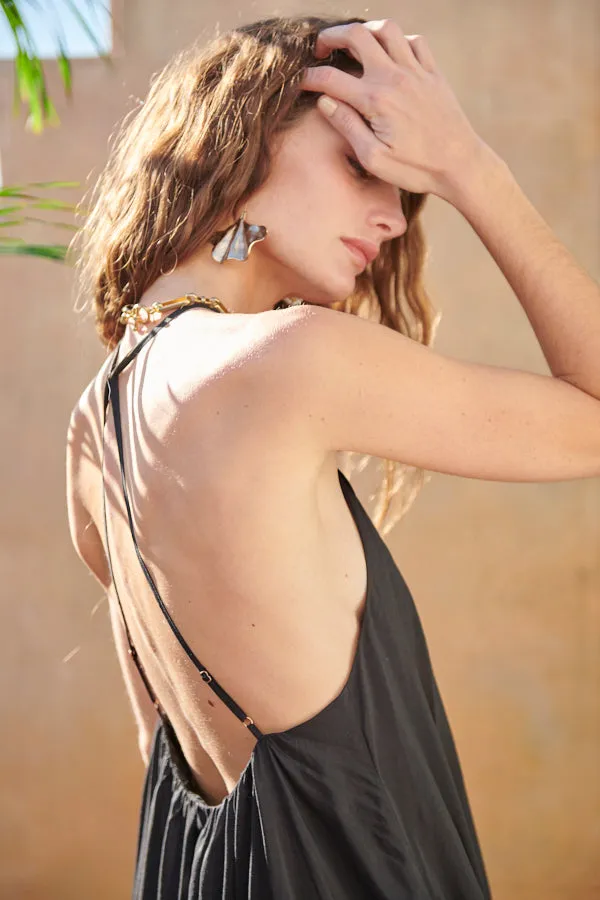 Dramatic Summer Dress <br>  -BLK-