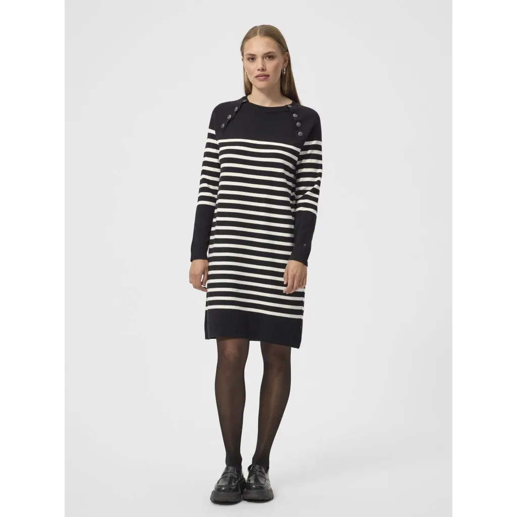 Dune Knit - Black Stripe