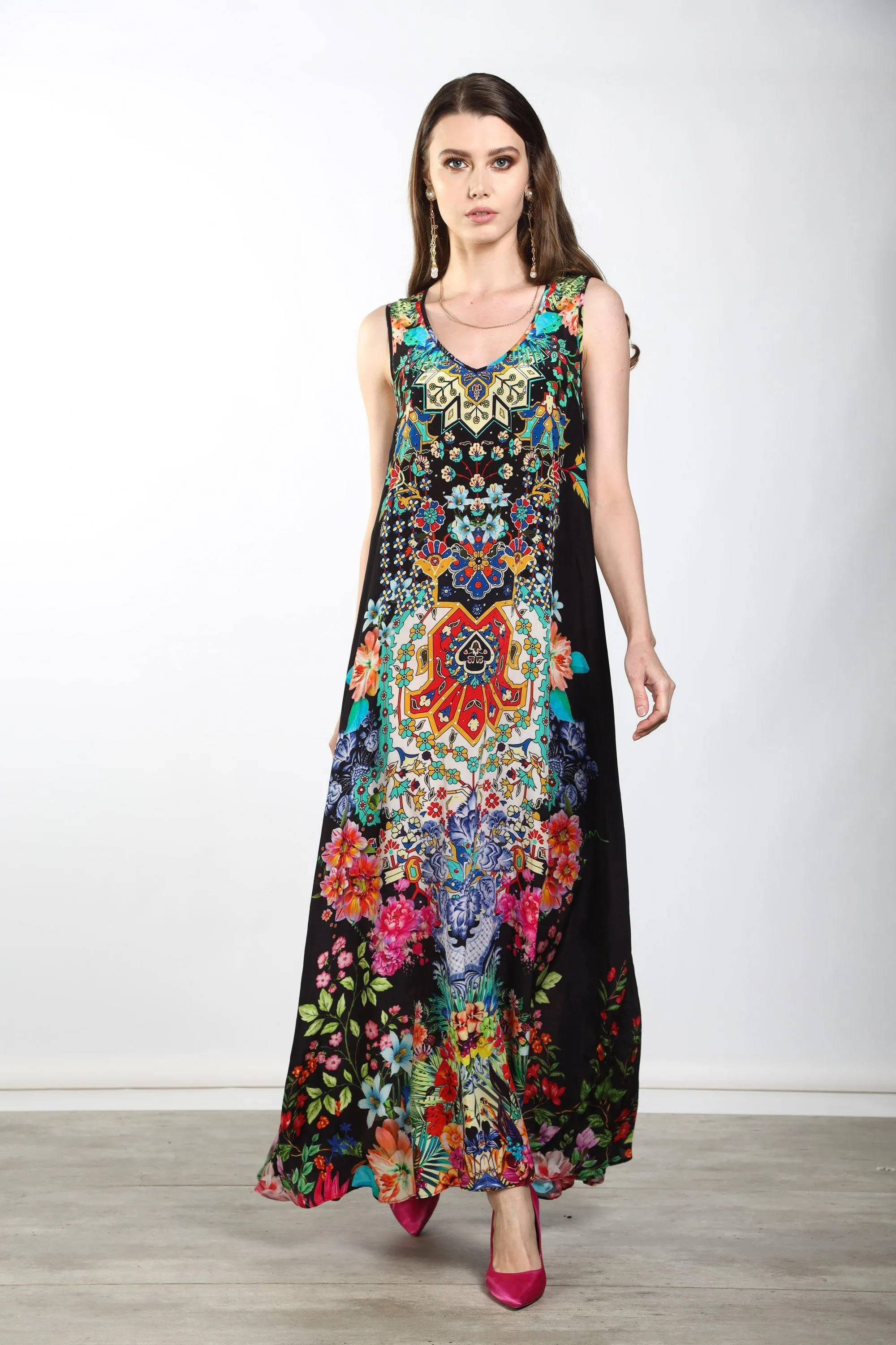EDEN - SLEEVELESS MAXI DRESS