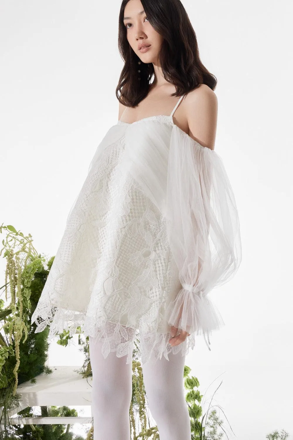 Farissa Trapezoid Cold Shoulder Sleeved Lace Mini Dress