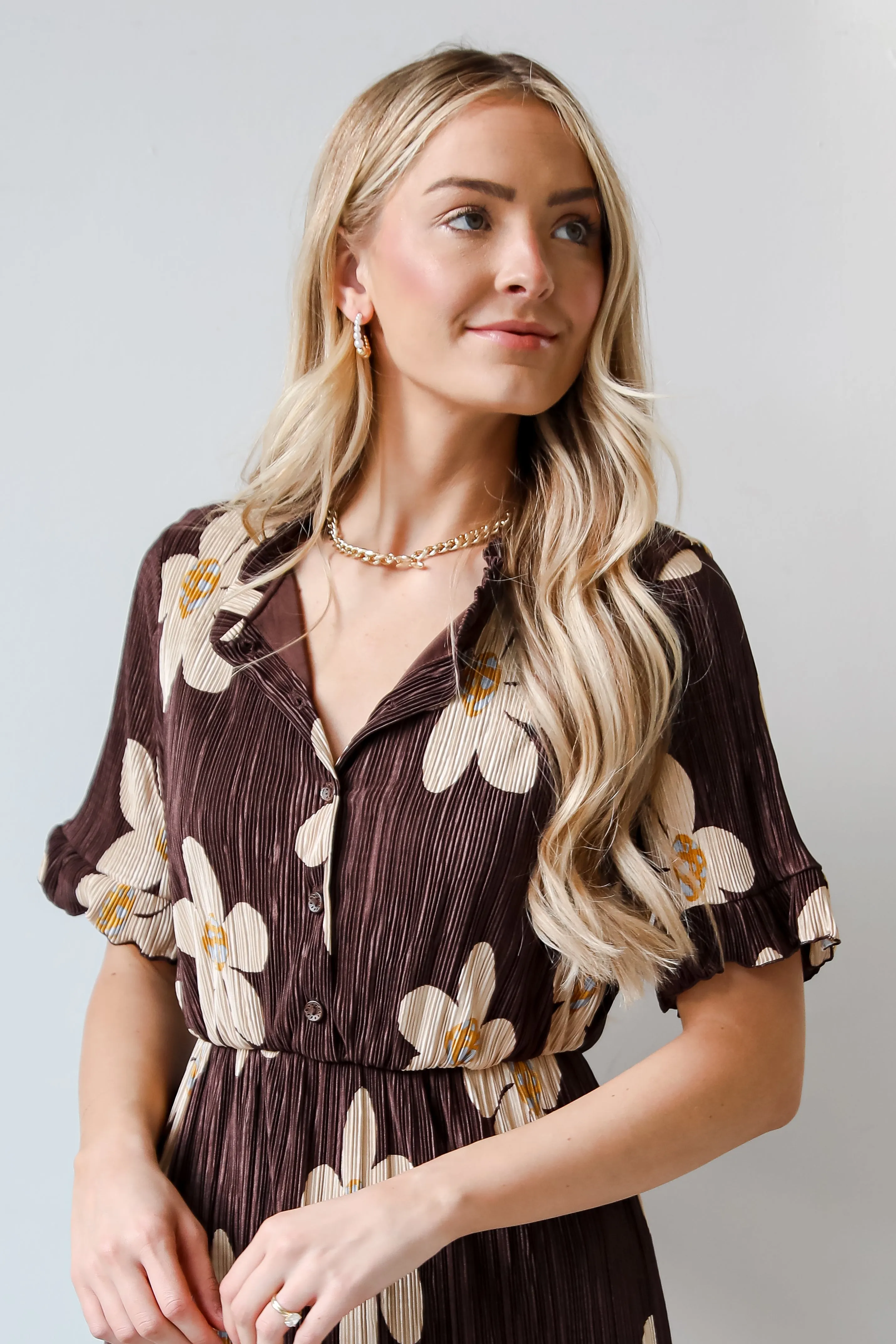 FINAL SALE - Exceptional Sweetness Brown Plisse Floral Maxi Dress