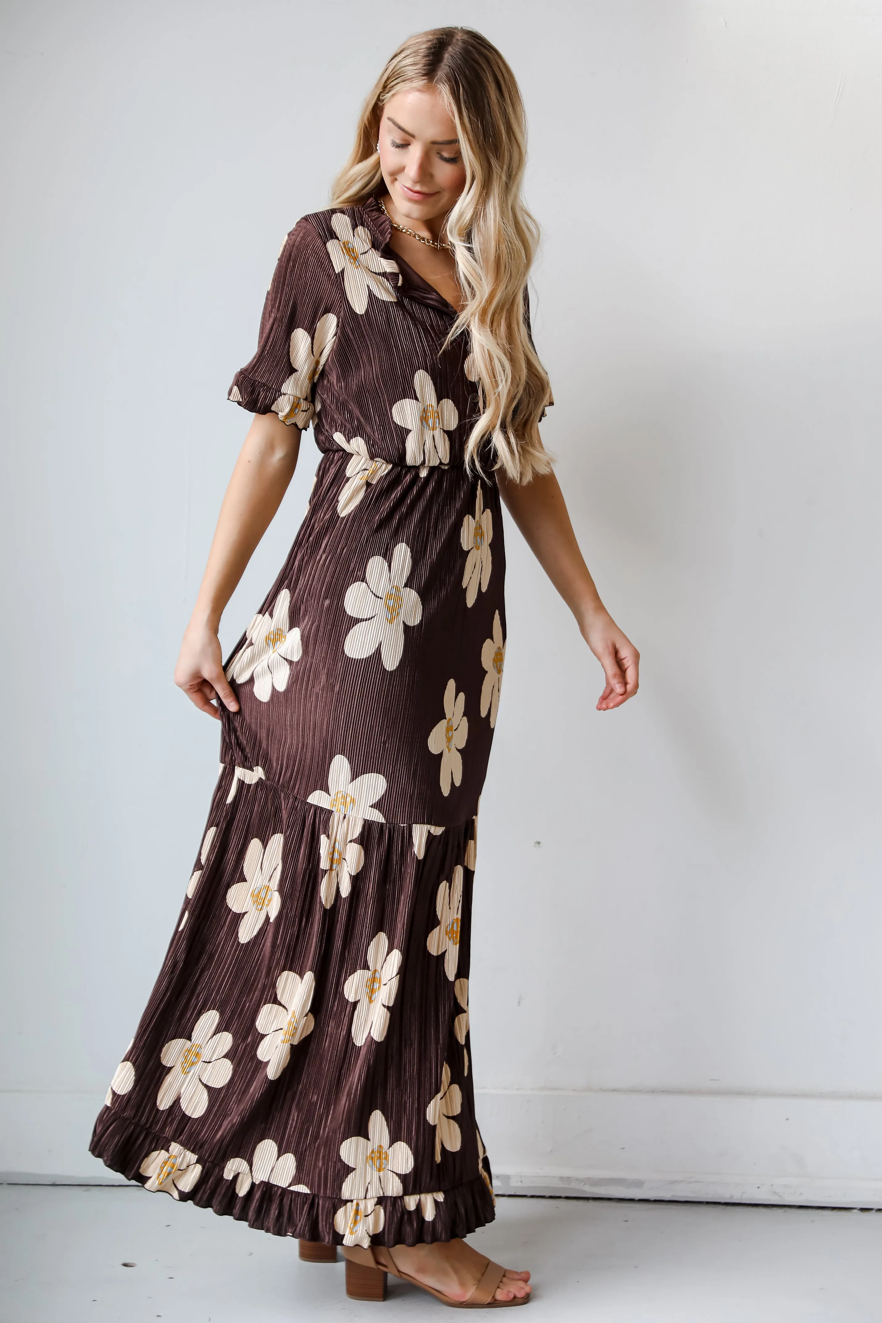 FINAL SALE - Exceptional Sweetness Brown Plisse Floral Maxi Dress