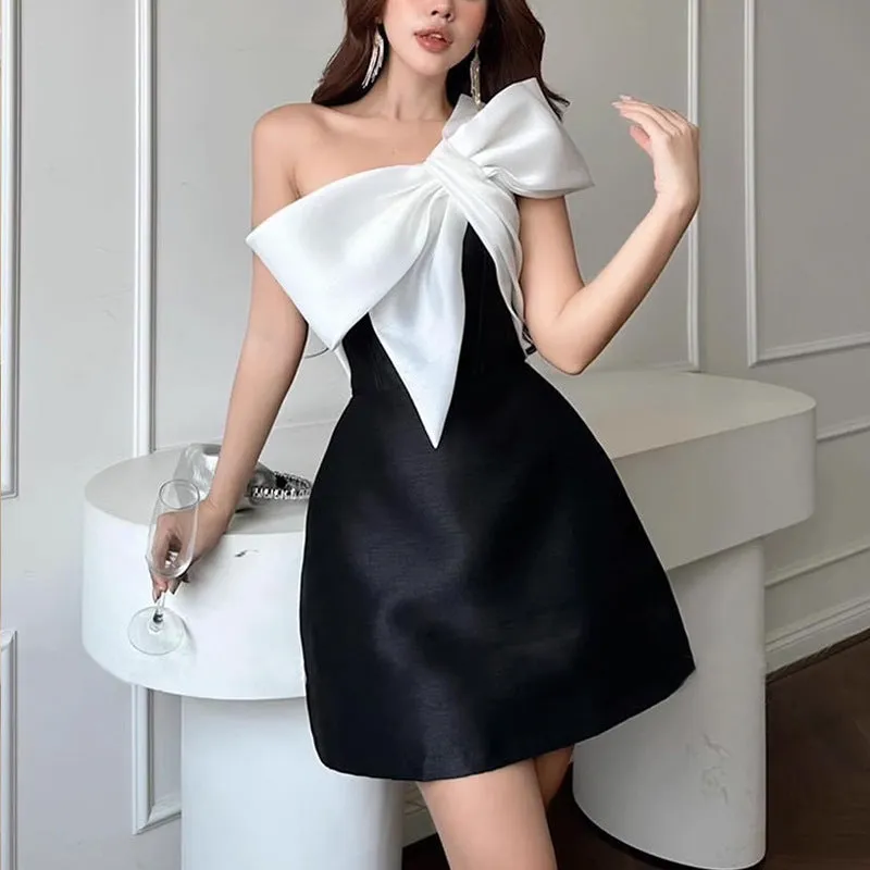 Flytonnshop avant garde dress to impress Niche Design Contrast Color Slim Dress for Women 2024 New High-Grade Three-Dimensional Bow Collar Dress