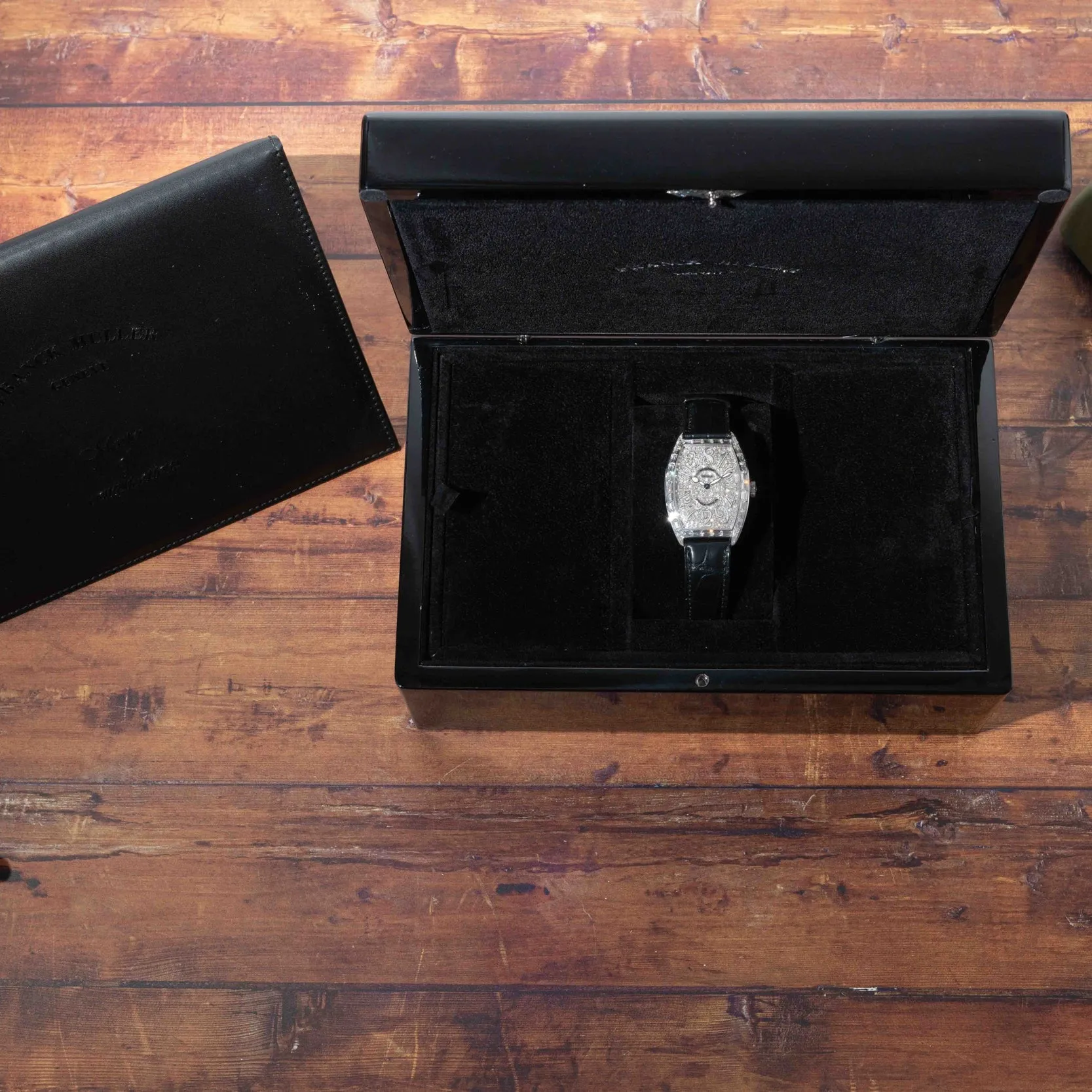 Franck Muller Cintree Curvex 'Crazy Hour' Diamond