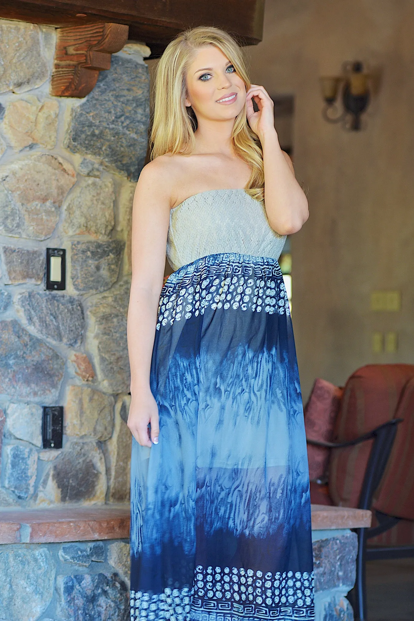 Her Bright Skies Maxi - Navy