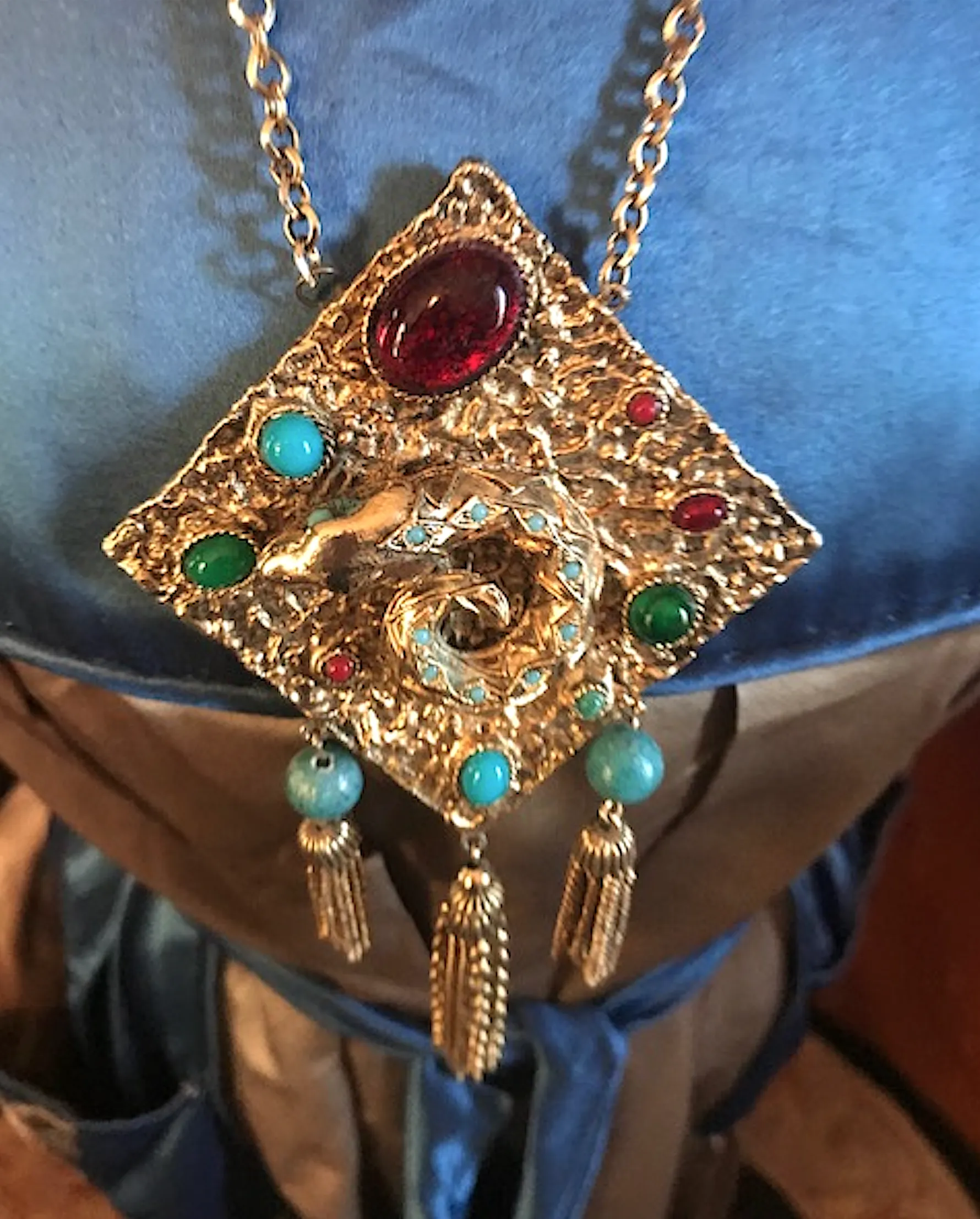 Hollywood Brutalism Babylon Elizabeth Taylor Style Cleopatra Bohemian Egyptian Revival Snake Necklace Goldtone with Encrusted Jewels