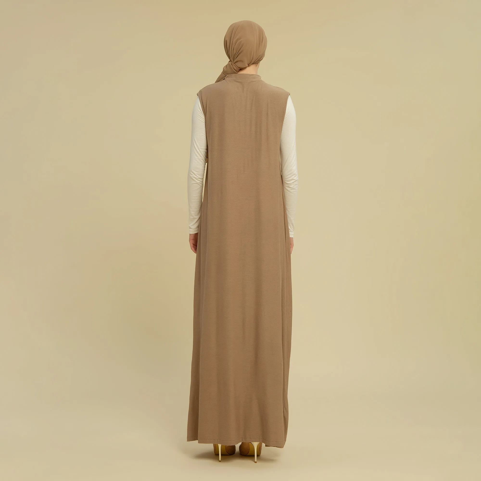 Inner Dress Tanpa Lengan Taupe