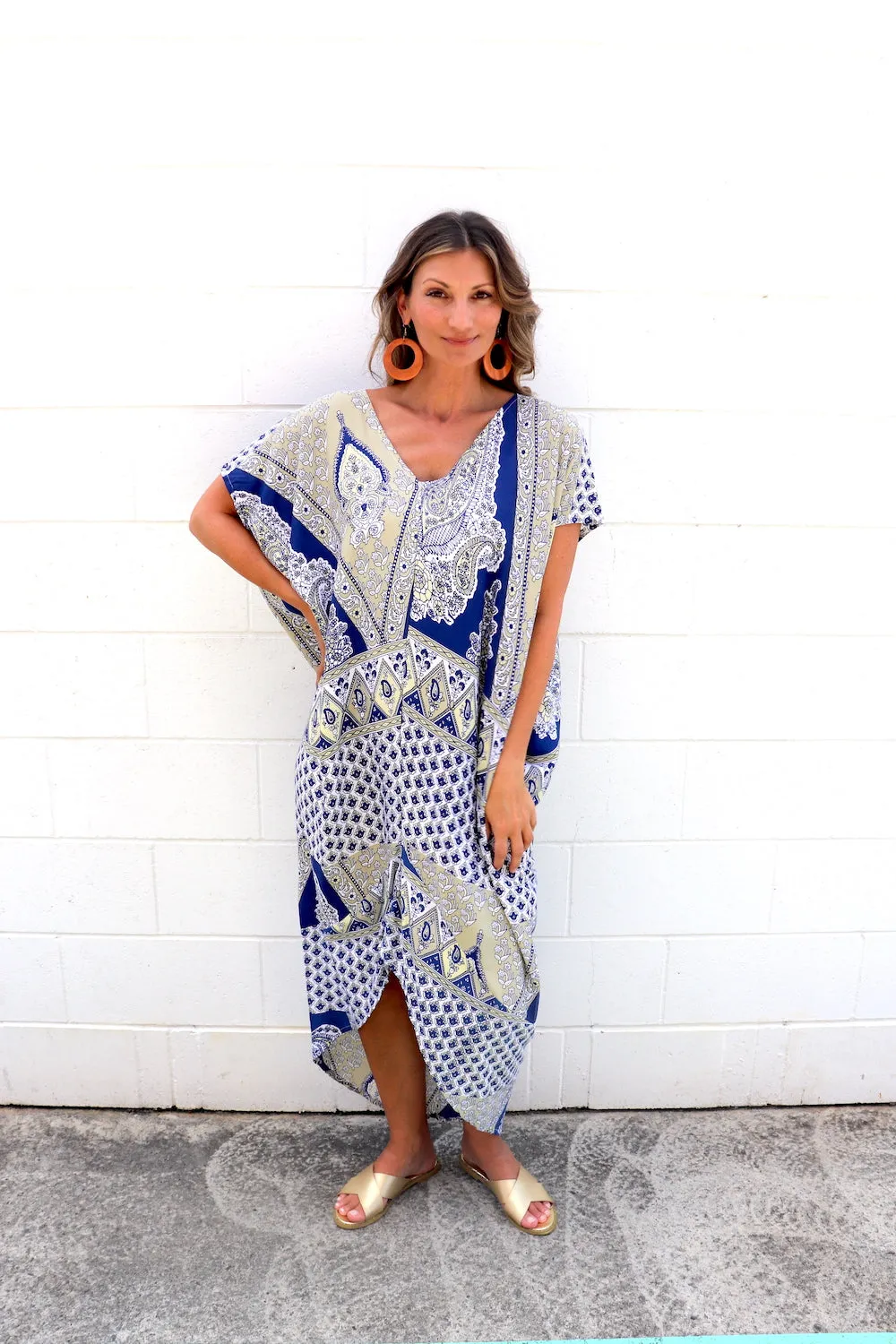 Island Holiday High Low Dress In Navy Taupe