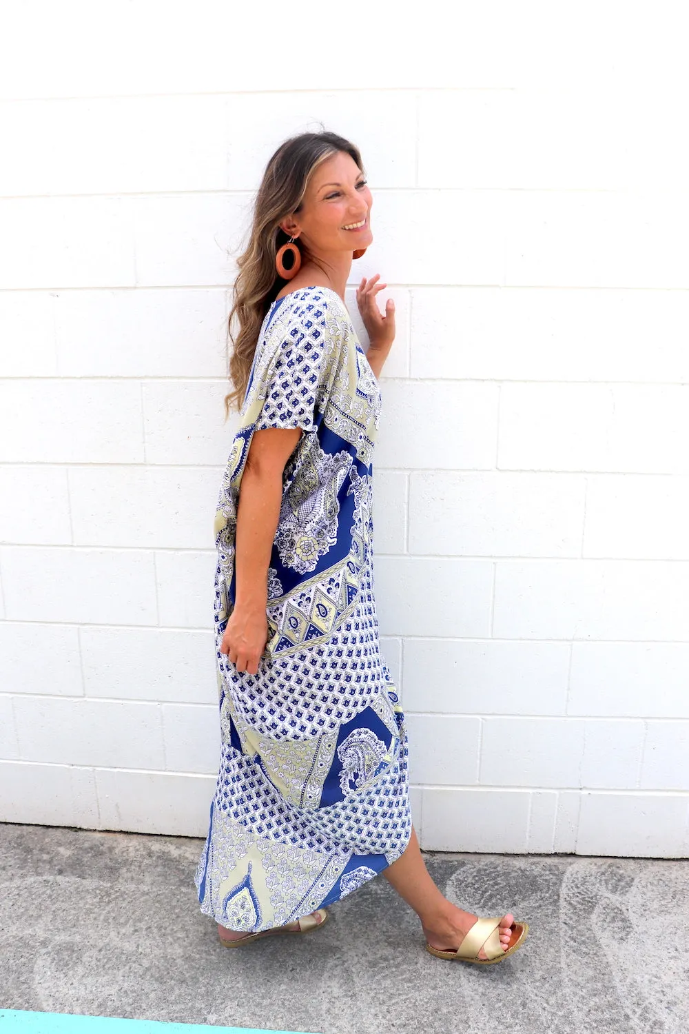 Island Holiday High Low Dress In Navy Taupe