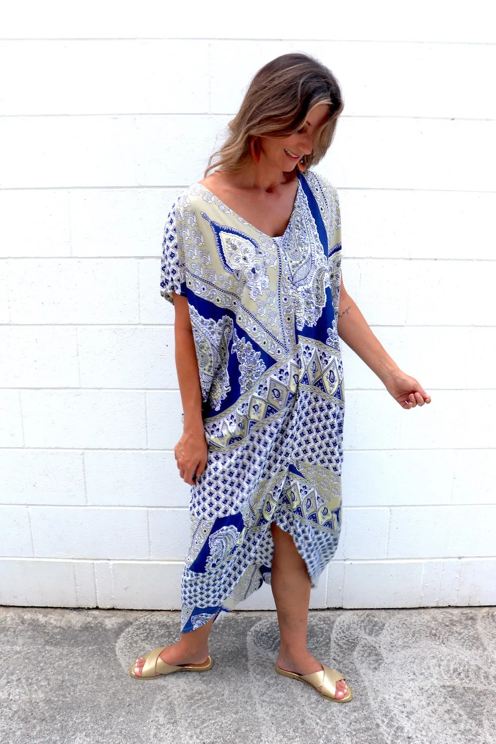 Island Holiday High Low Dress In Navy Taupe