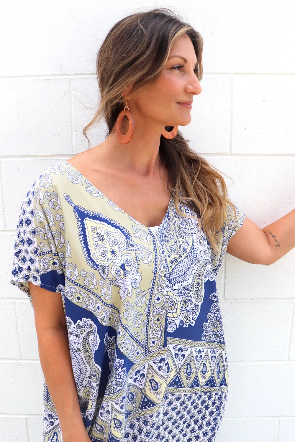 Island Holiday High Low Dress In Navy Taupe