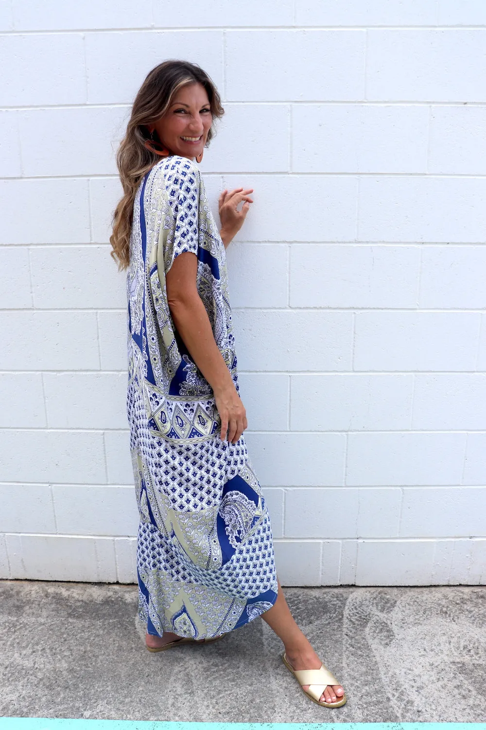 Island Holiday High Low Dress In Navy Taupe