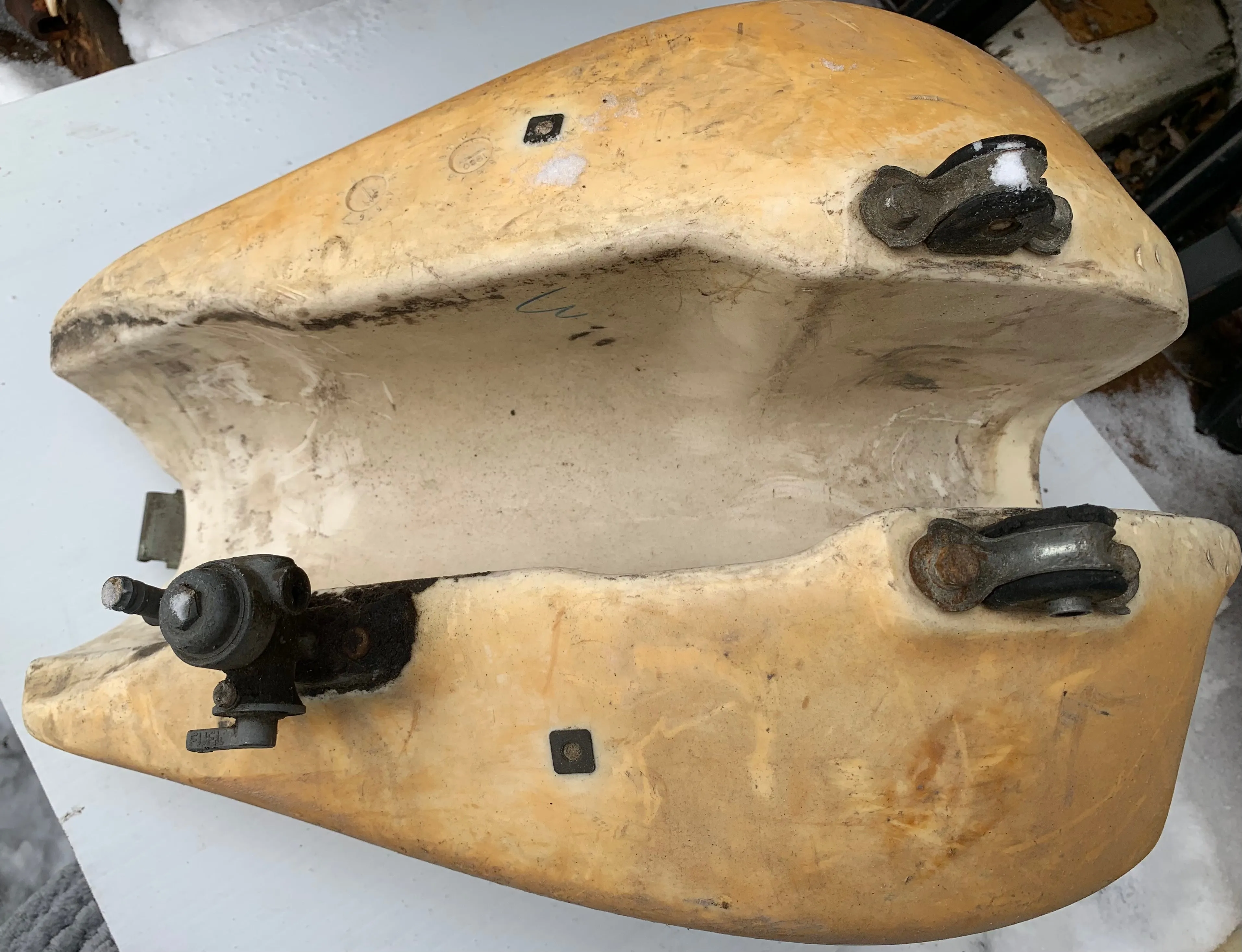 IT250 Gas Tank