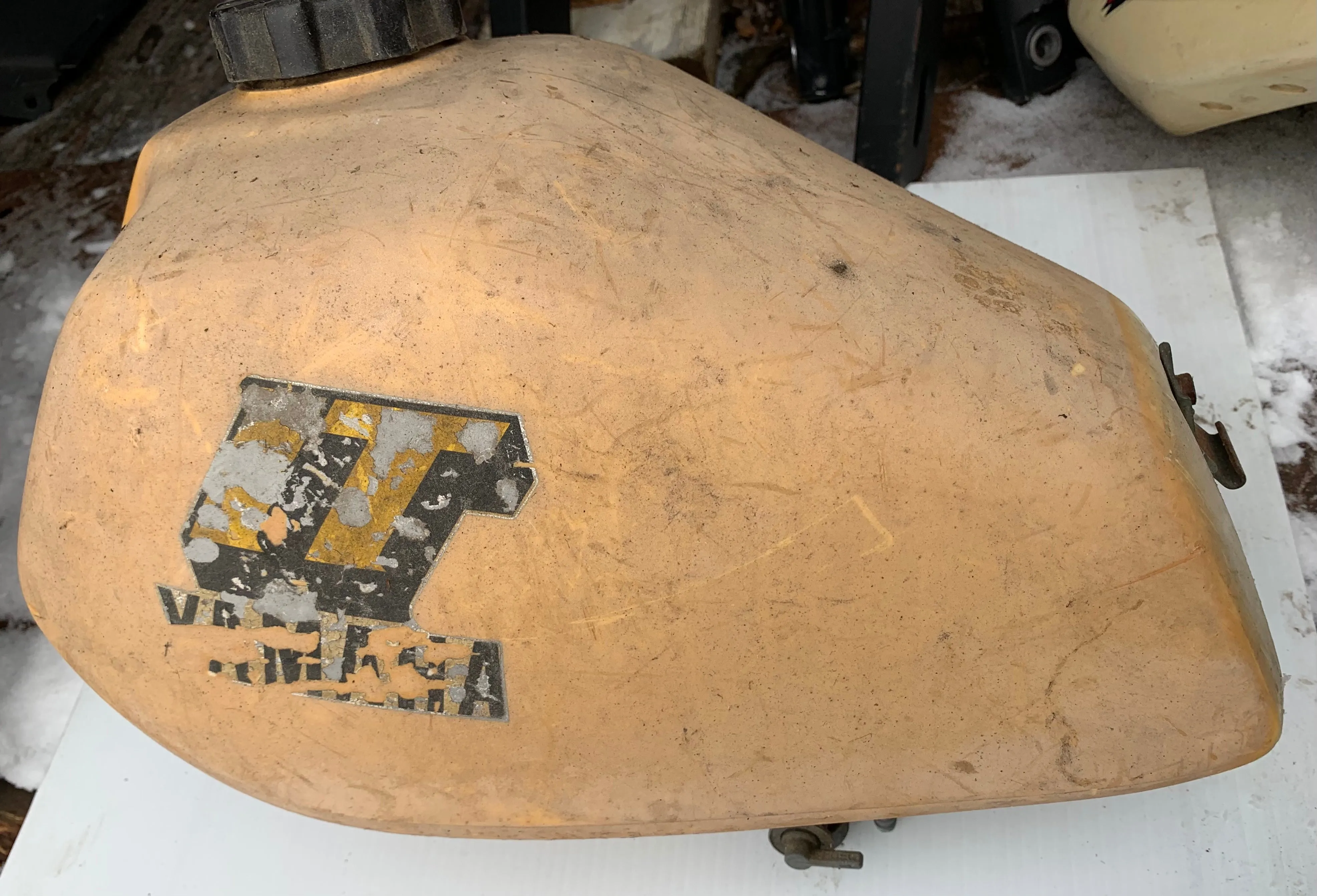 IT250 Gas Tank