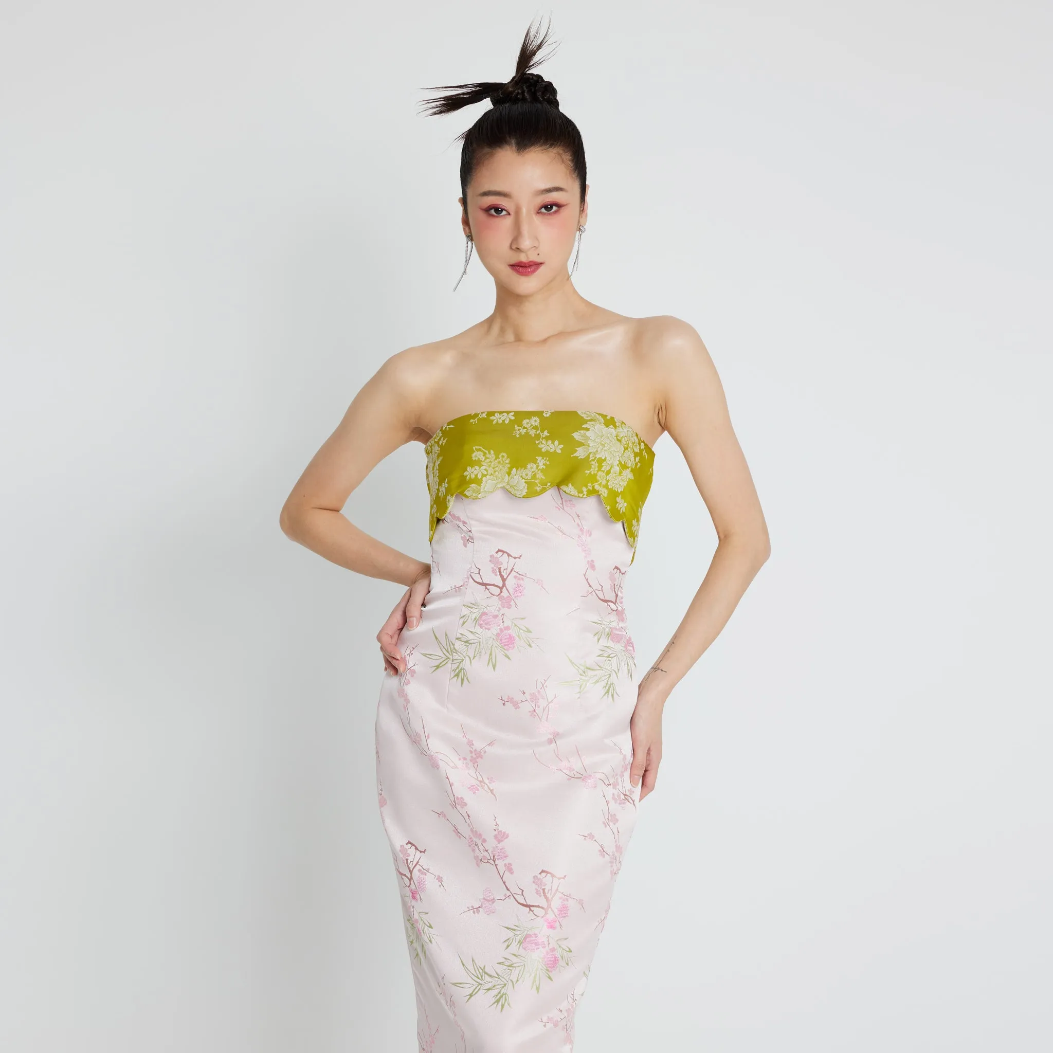 Ke Rou Scallop Tube Dress