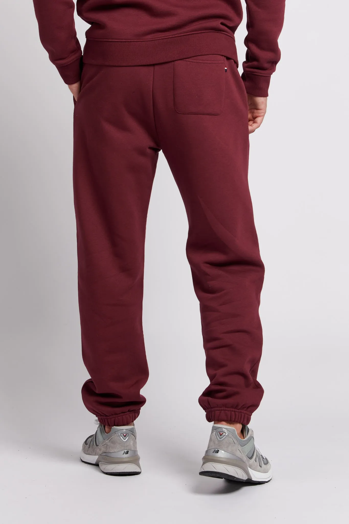 Mens Arch Logo Joggers in Windsor Wine