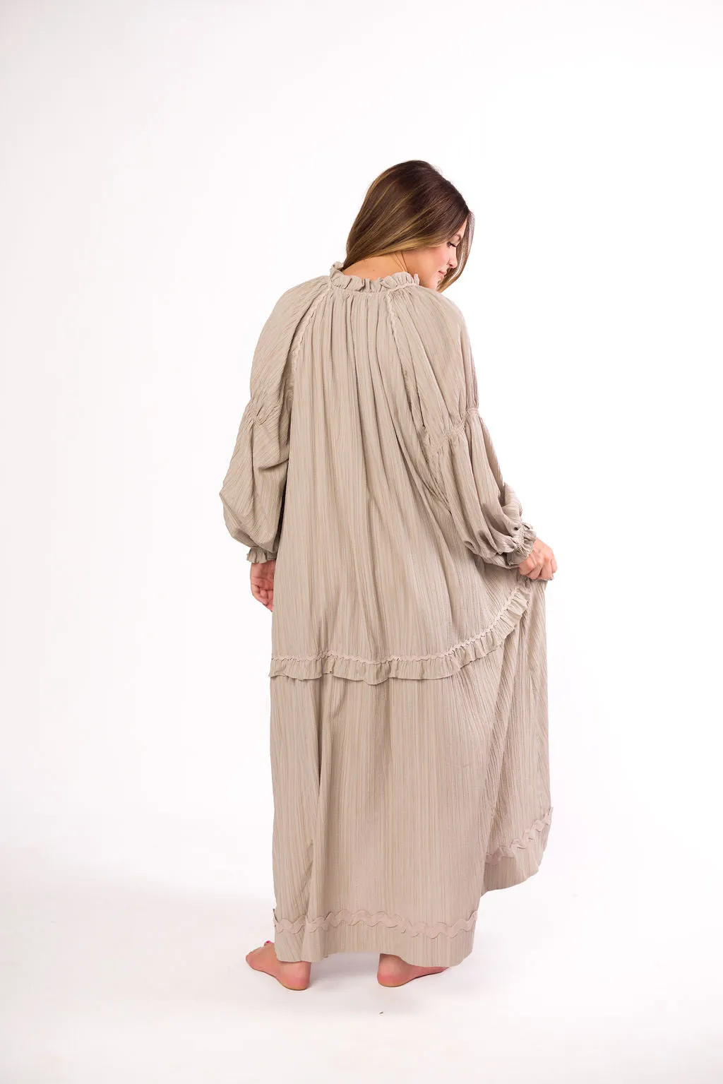 Millie Textured Tiered Maxi Dress in Light Mocha