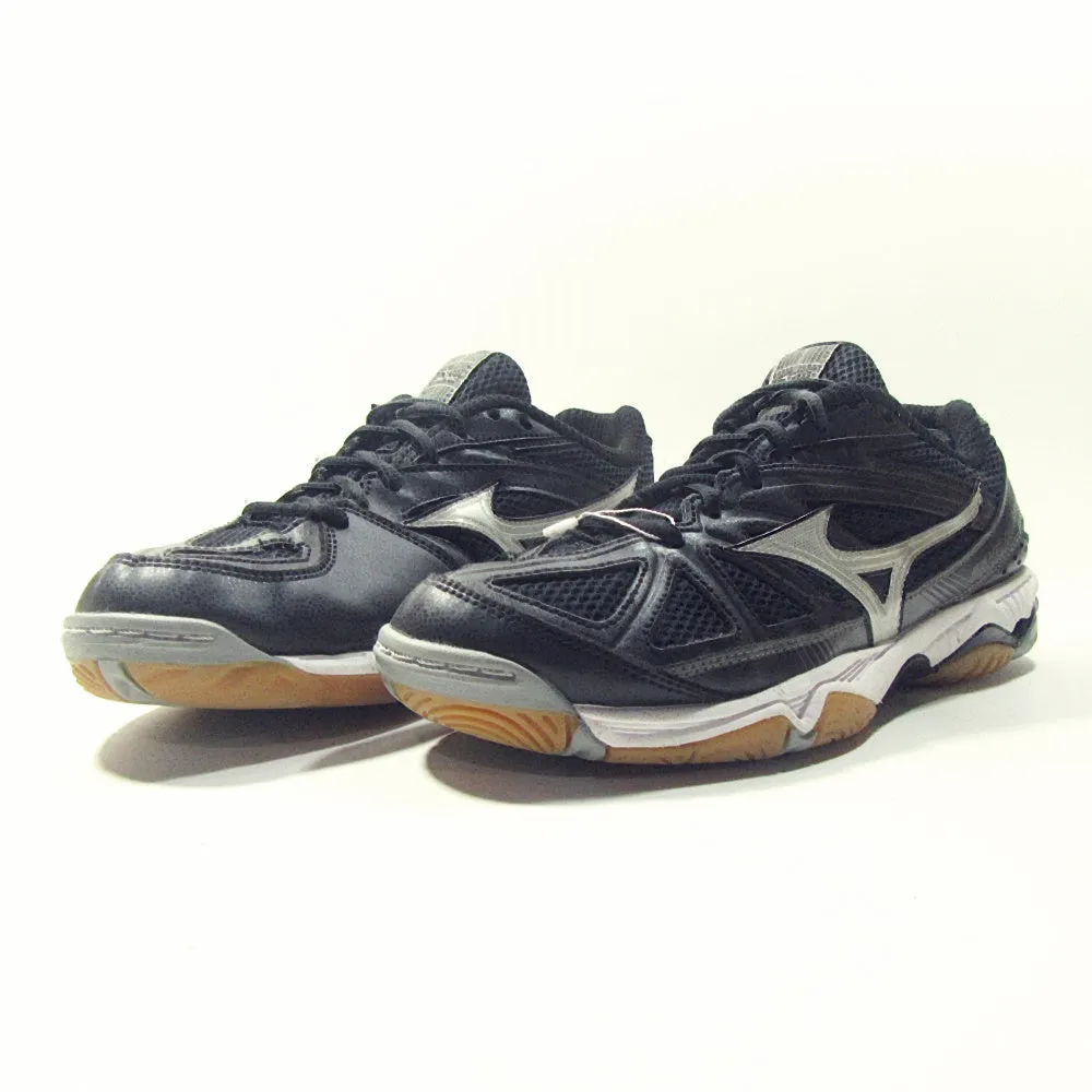 MIZUNO Wave Hurricane 2