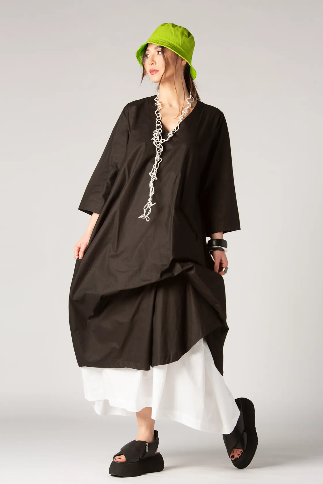 Narvik Dress in Black Carnaby