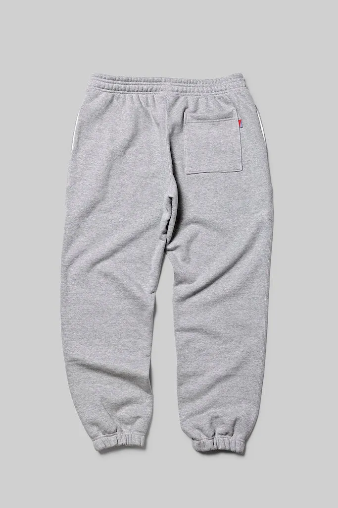 NEVVER / SWEATPANTS