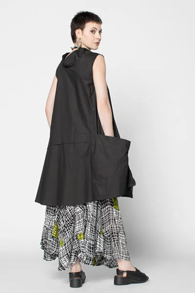 Oslo Dress in Black Carnaby