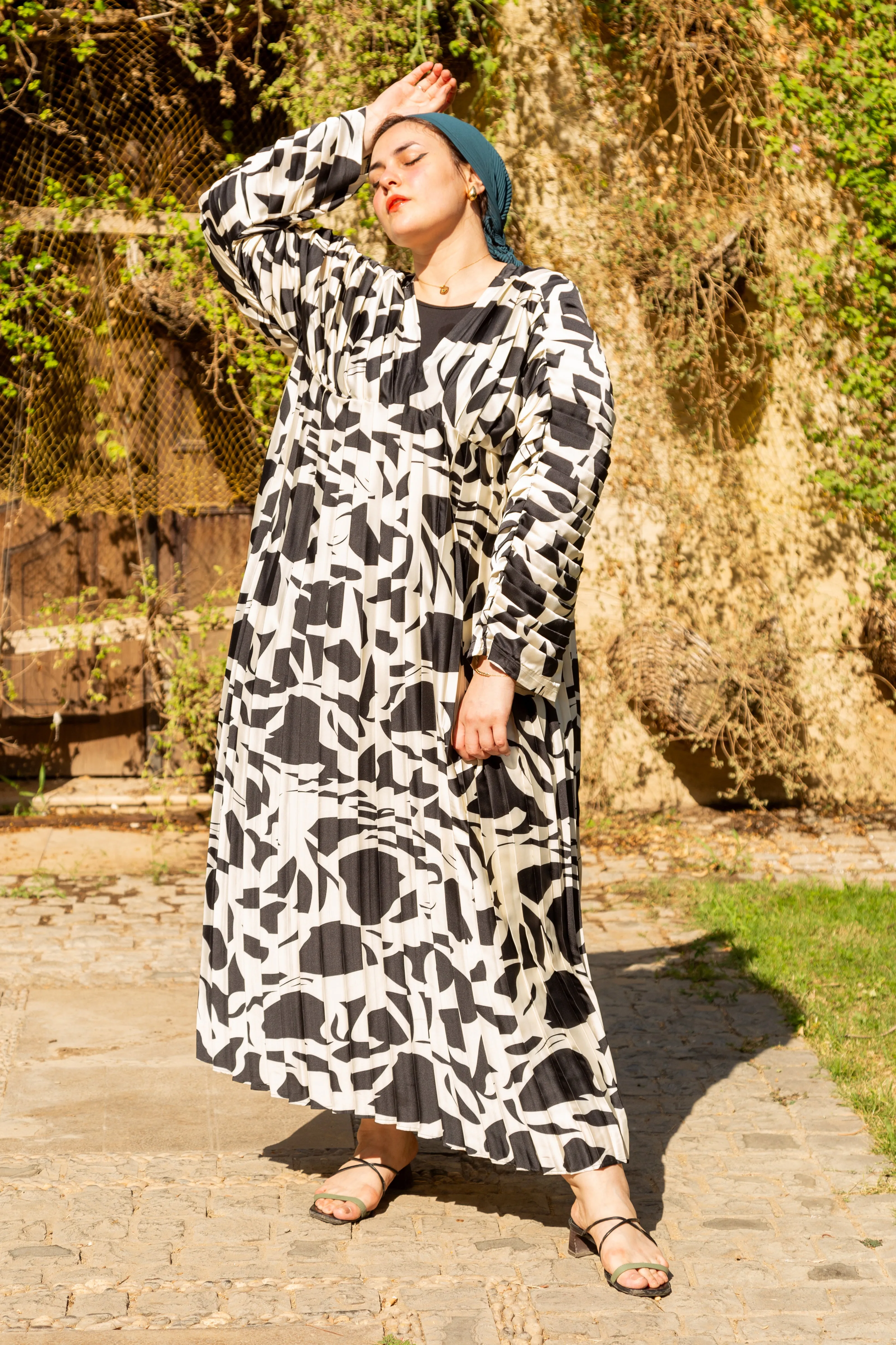 Pleated silk  dress - Black
